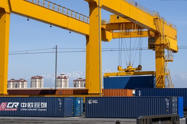 Außenhandel von Xinjiang im Nordwesten Chinas übersteigt bis April 13 Milliarden US-Dollar