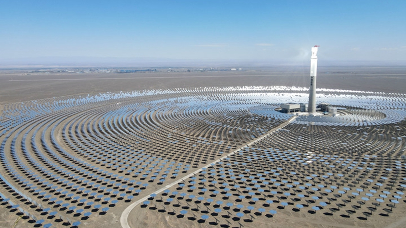 Xinjiangs erstes Sonnenwärmekraftwerk