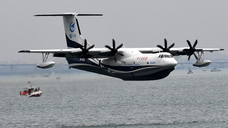 Vorführungsflug des Amphibienflugzeugs AG600 auf China Airshow erwartet