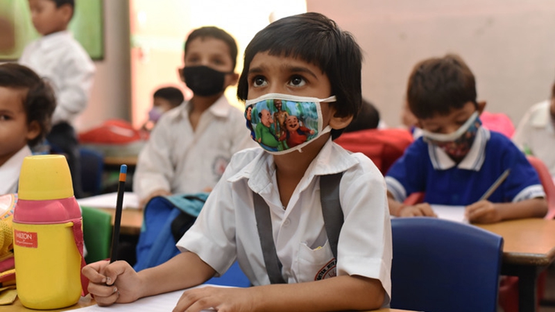 Schulen in Indien öffnen nach Lockerungen von COVID-19-Beschränkungen