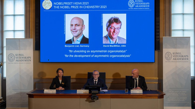 Fotoreportage: Nobelpreis für Chemie 2021 geht an zwei Wissenschaftler