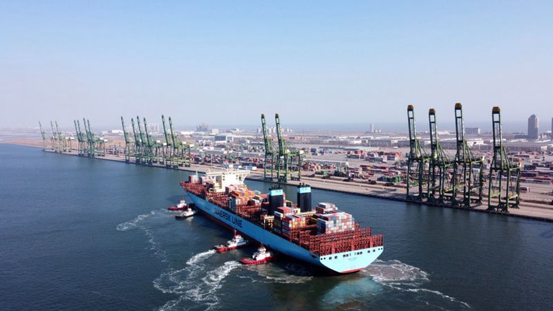 Null-Kohlenstoff-Terminal im Hafen von Tianjin in China eröffnet