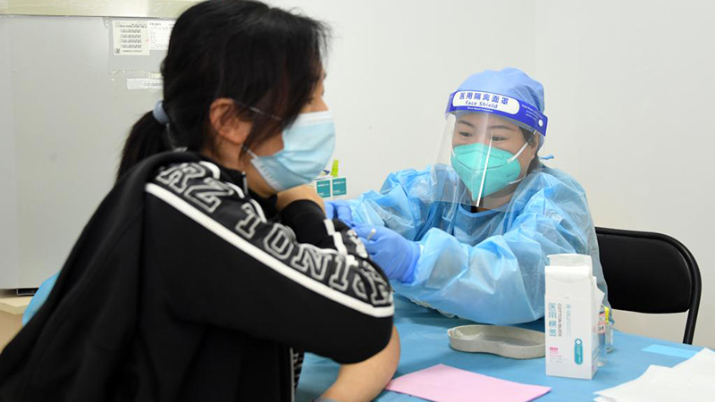 Beijing bietet Bewohnern Auffrischimpfung gegen COVID-19 an