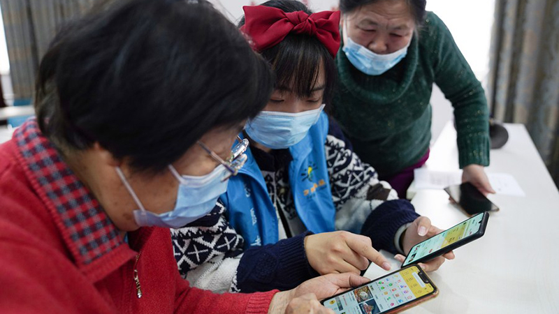 Feature: Chinesische Senioren werden immer internetaffiner
