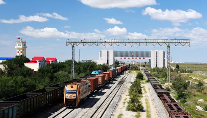 Grenzbahnhof Erenhot fertigt 8.000 China-Europa-Güterzüge ab