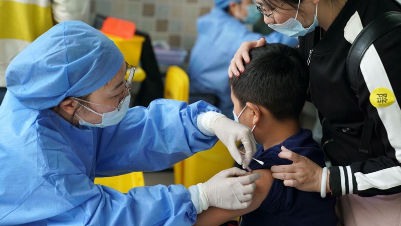 Shanghai beginnt mit COVID-19-Impfung bei Minderjährigen zwischen 6 und 11 Jahren
