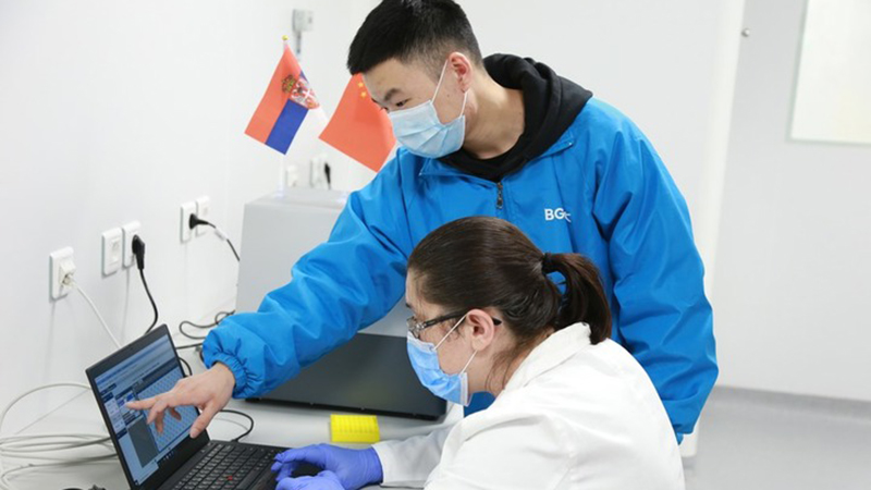 Serbien eröffnet Zentrum für Genomsequenzierung in Zusammenarbeit mit China