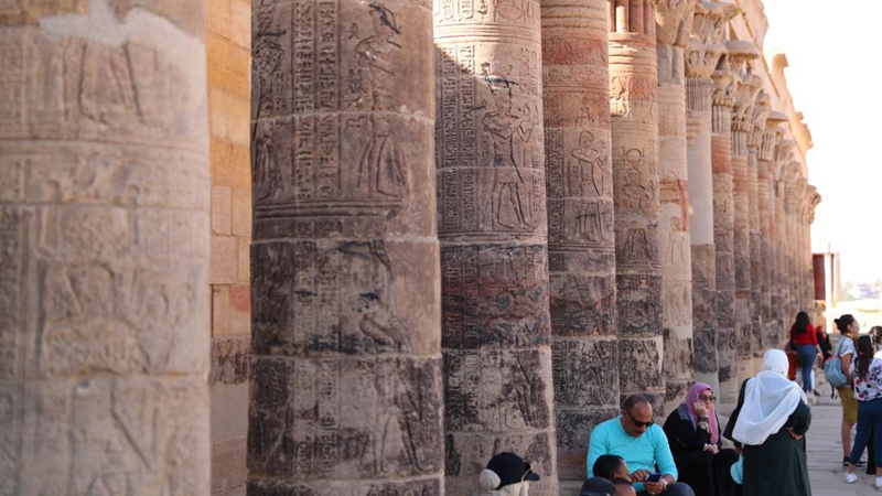 Tempelkomplex von Philae in Ägypten begrüßt Touristen