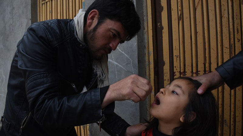 Fotoreportage: Afghanistan startet Impfkampagne gegen Polio