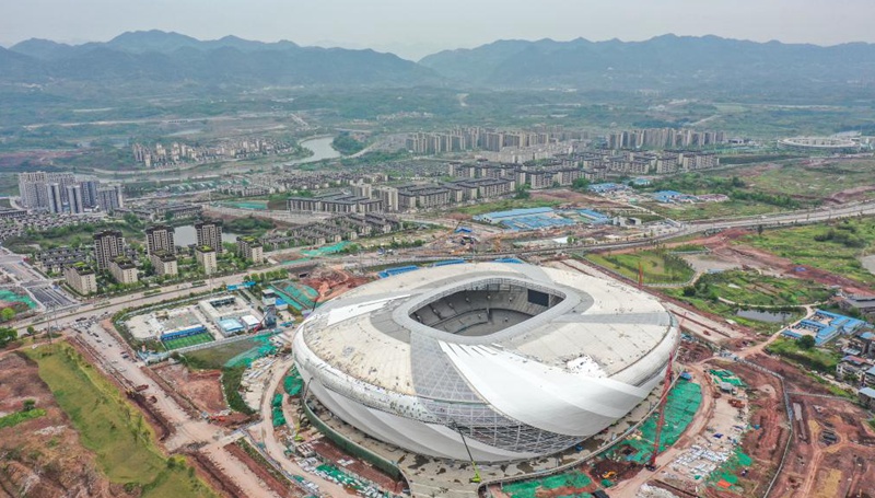 Chongqing Longxing Fußballstadion mit 60.000 Sitzplätzen im Bau