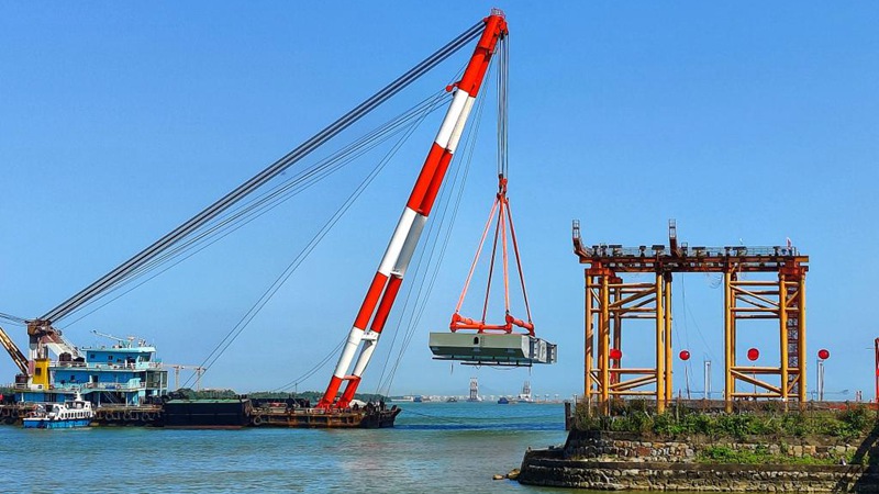 Hongqimen-Brücke in Guangdong befindet sich im Bau