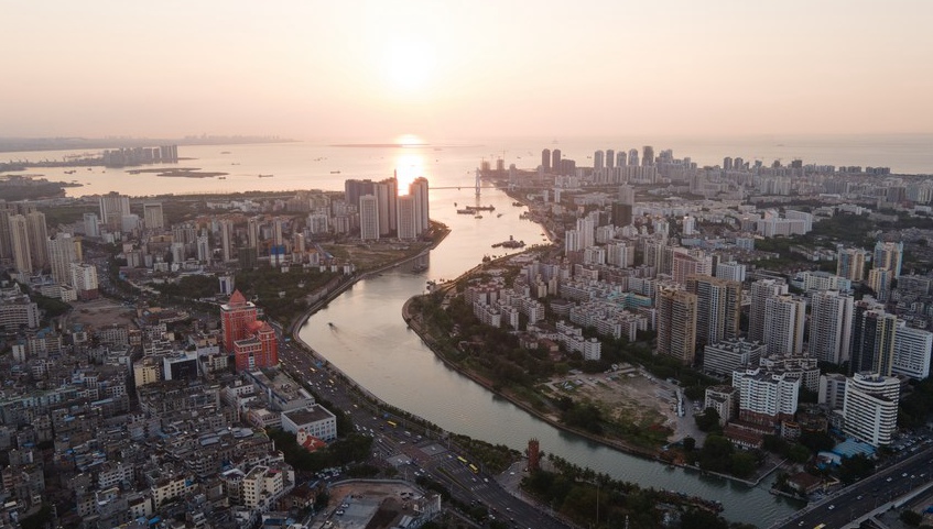 Milliardenschwere Projekte in Chinas Freihandelshafen Hainan unterzeichnet